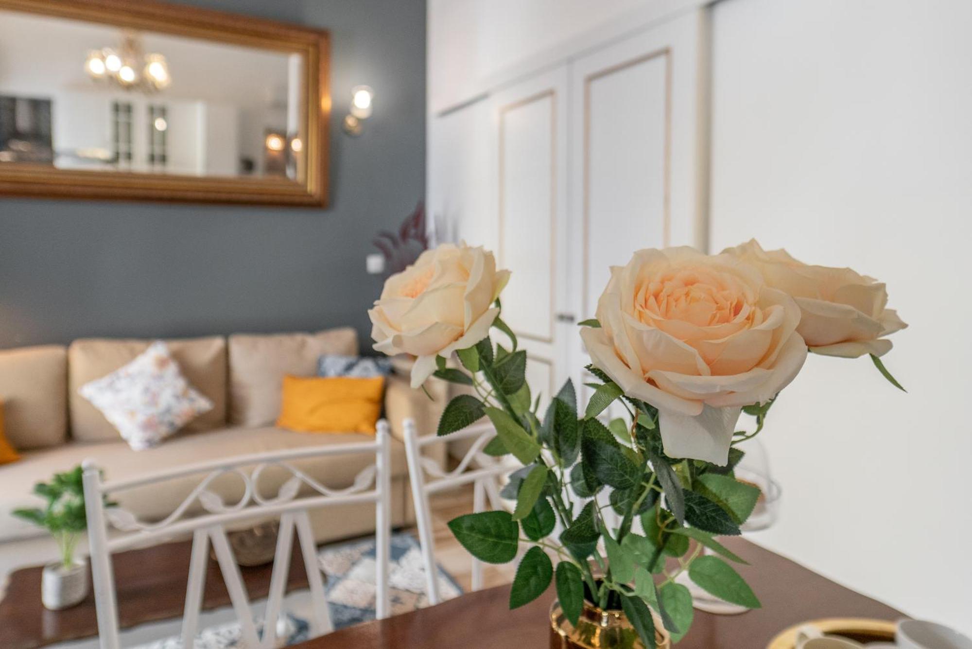 Main Street By Raspberry Cascade Apartment Faro